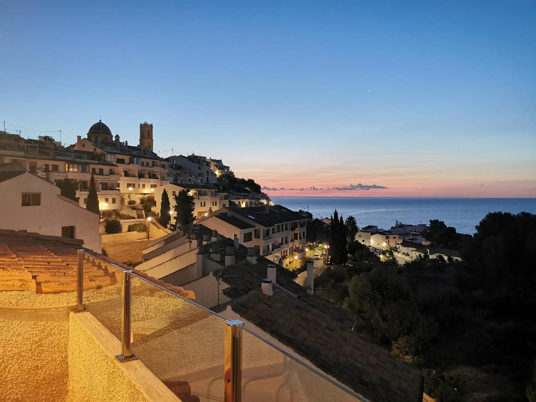 Atico-Duplex Con Vistas Al Mar Y Casco Antiguo En Altea Apartment Exterior photo