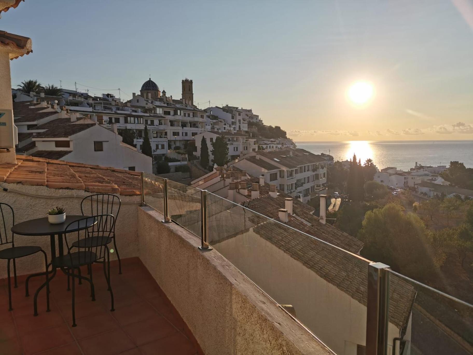 Atico-Duplex Con Vistas Al Mar Y Casco Antiguo En Altea Apartment Exterior photo